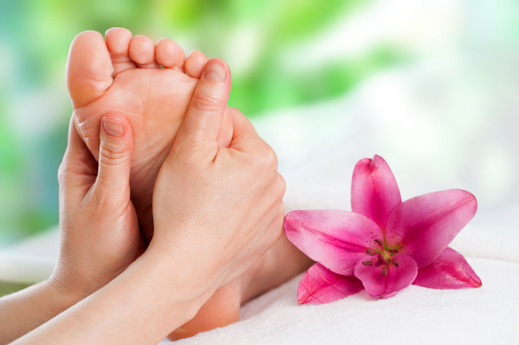 Massage voûte plantaire, fleur